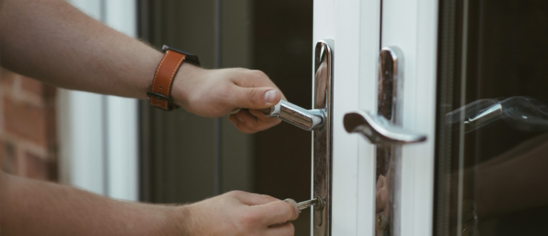 24 hour key locksmith Holtville